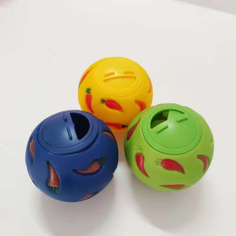 Rabbit Treat Ball Pet Slow Feeder - FurryZone